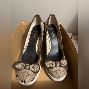 Coach wedges sz 7.5